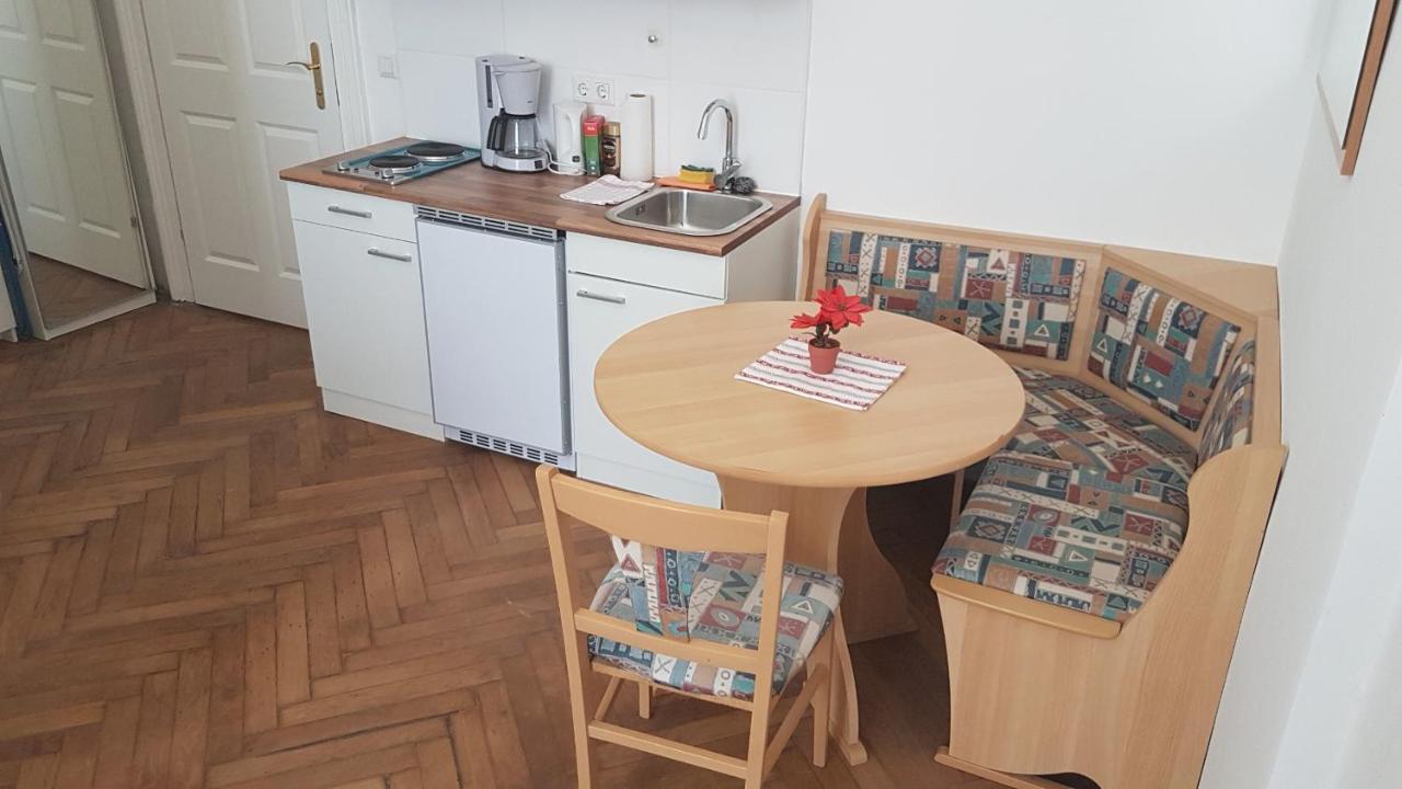 Sobieski Town Apartments Вена Номер фото